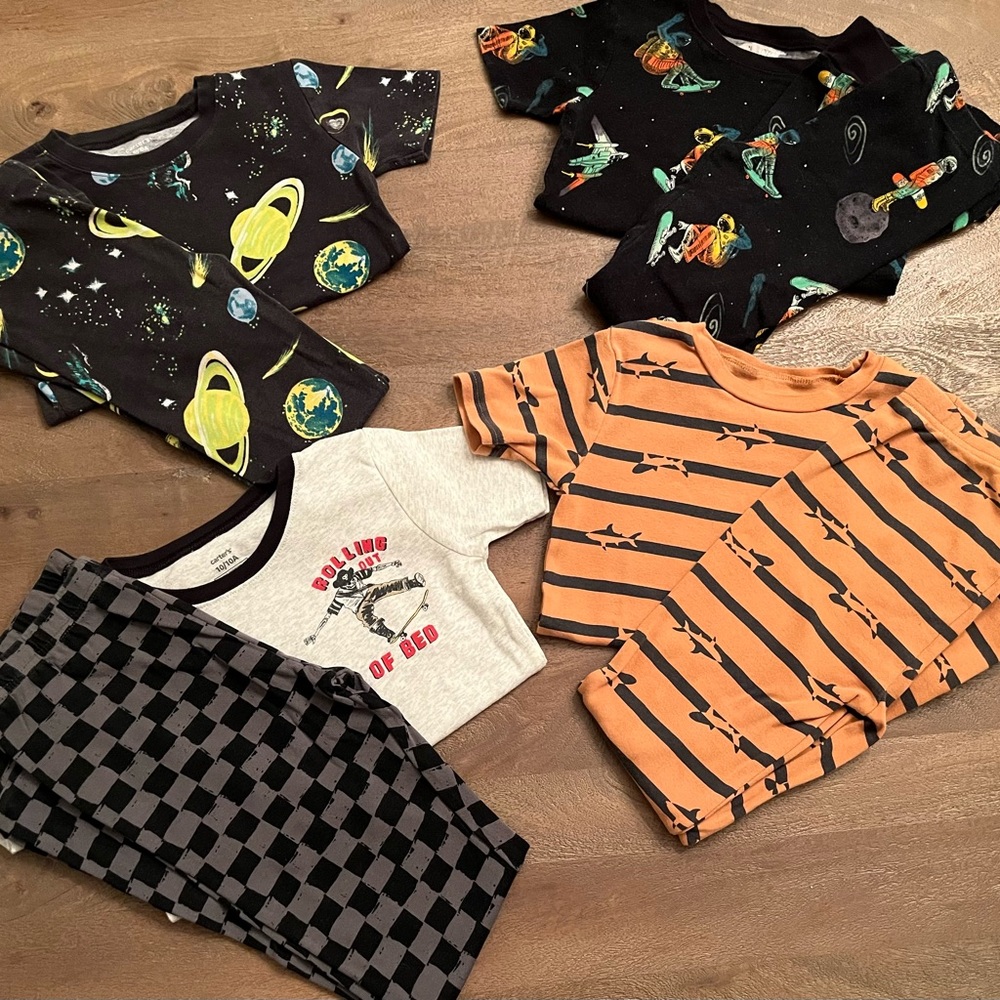 Carter’s Boys Size 10 Pajamas